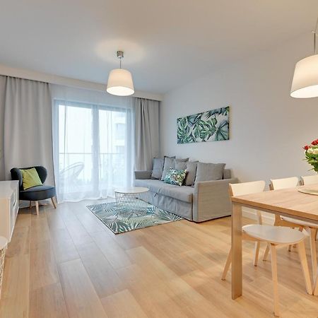 Wave Apartments - Nadmorze กดัญสก์ ภายนอก รูปภาพ
